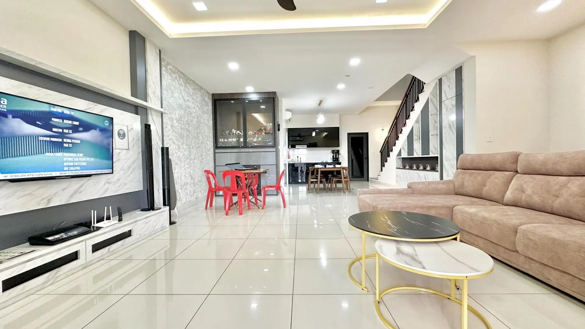 Landed Austin Homestay 11 Pax Ktv Mahjong Bbq Glenmarie By Stayrene 新山