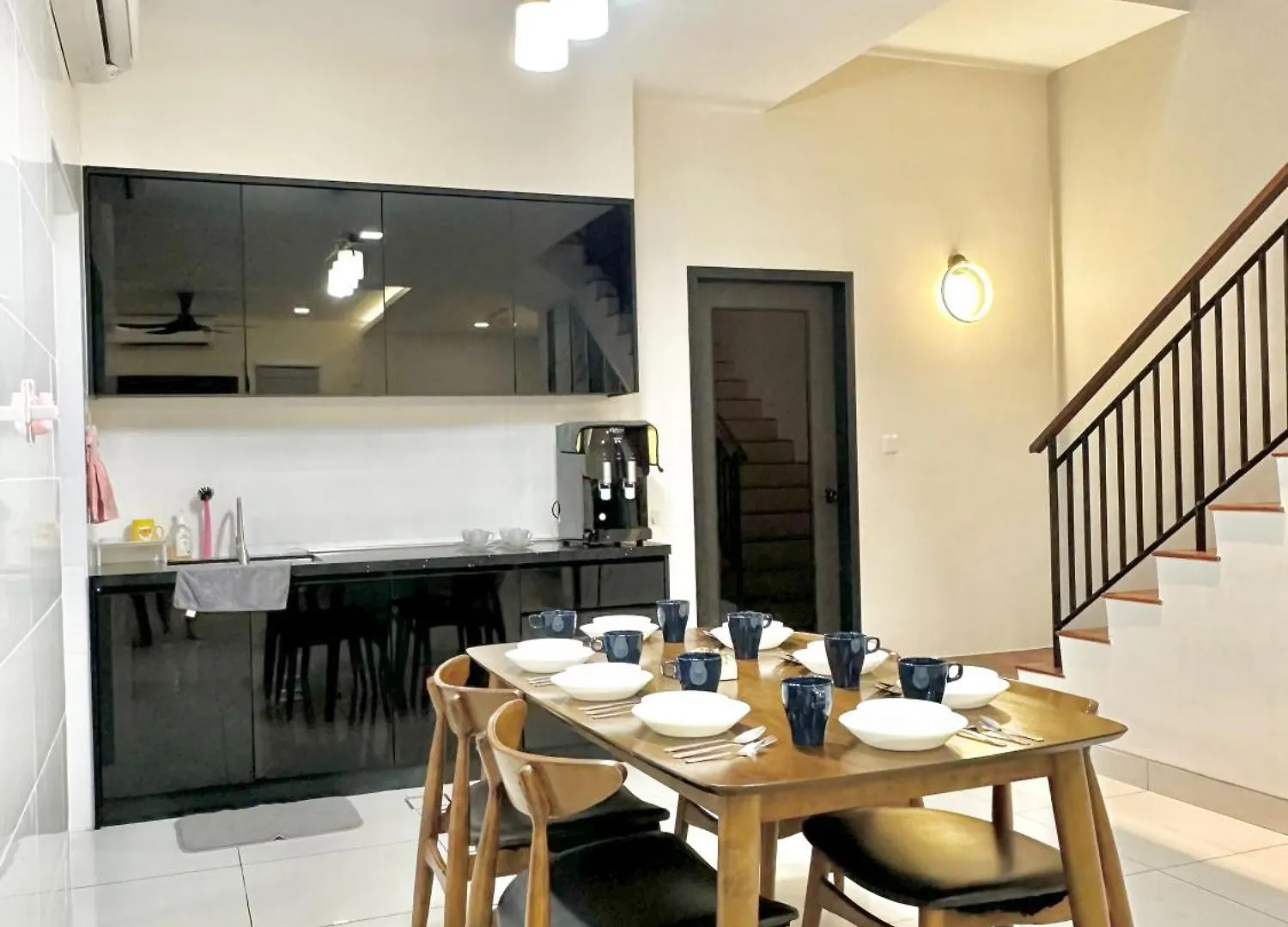 Дом отдыха Landed Austin Homestay 11 Pax Ktv Mahjong Bbq Glenmarie By Stayrene Джохор-Бару Малайзия