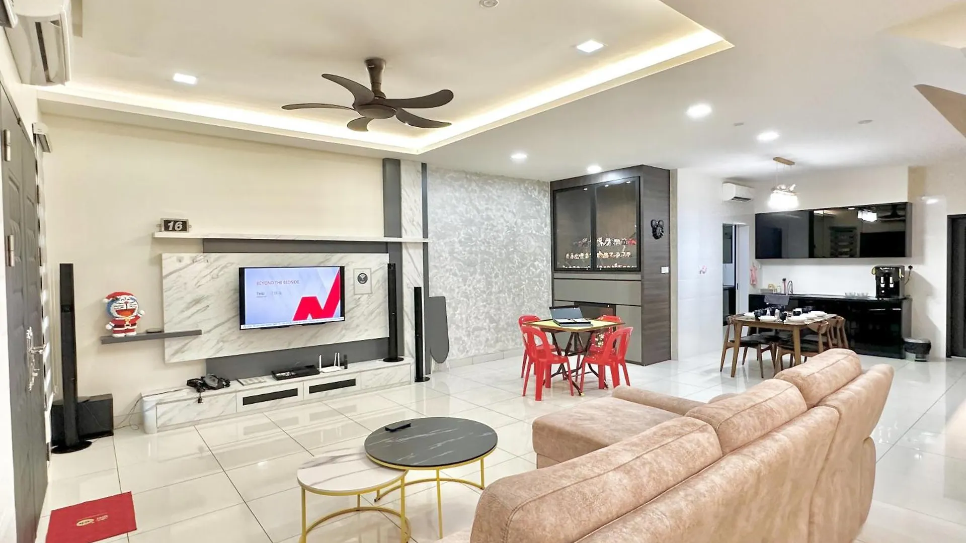 Landed Austin Homestay 11 Pax Ktv Mahjong Bbq Glenmarie By Stayrene Джохор-Бару